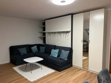 Całe miejsce Heerstraße 130, 65205 Wiesbaden, Deutschland, obraz 1 6