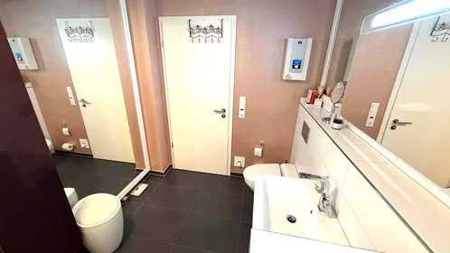 Gesamte Unterkunft in der Hörder Hafenstraße 6, 44263 Dortmund, Deutschland, bild 36 von 39
