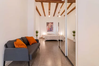 Özel oda konumu C/ de Sta. Teresa, Ciutat Vella, 46001 València, Valencia, Spain, 6 16 görüntüsü
