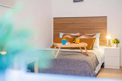 Quarto privado em Carrer d'Honorat Juan, Extramurs, València, Valencia, Spain, imagem 16 de 41