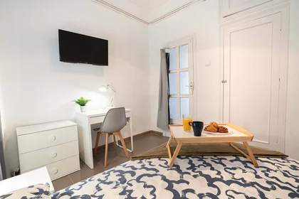 Habitación privada en Carrer d'Honorat Juan, Extramurs, València, Valencia, Spain, imagen 2 de 14