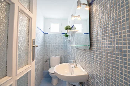 Habitación privada en Carrer d'Honorat Juan, Extramurs, València, Valencia, Spain, imagen 11 de 14