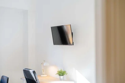 Quarto privado em Carrer d'Honorat Juan, Extramurs, València, Valencia, Spain, imagem 13 de 40
