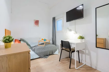 Quarto privado em Carrer d'Honorat Juan, Extramurs, València, Valencia, Spain, imagem 7 de 34