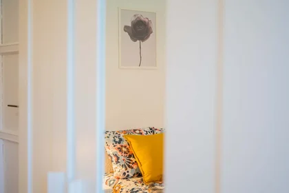Stanza privata in Carrer d'Honorat Juan, Extramurs, València, Valencia, Spain, immagine 1 di 28