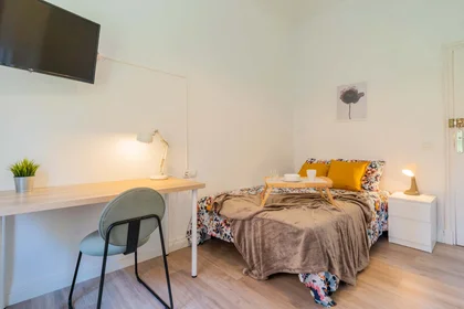 Stanza privata in Carrer d'Honorat Juan, Extramurs, València, Valencia, Spain, immagine 2 di 28