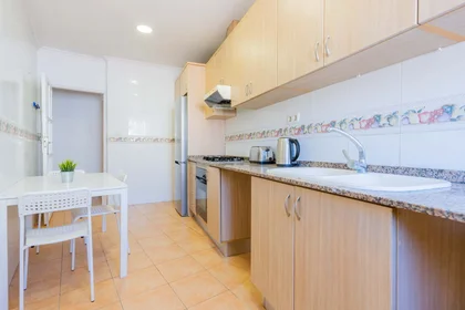 Stanza privata in Carrer d'Honorat Juan, Extramurs, València, Valencia, Spain, immagine 26 di 28