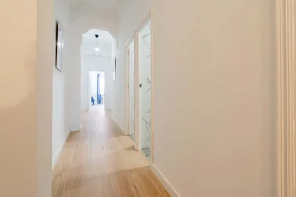 Quarto privado em Carrer d'Honorat Juan, Extramurs, València, Valencia, Spain, imagem 23 de 35