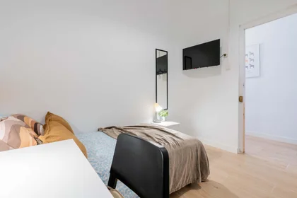 Quarto privado em Carrer d'Honorat Juan, Extramurs, València, Valencia, Spain, imagem 7 de 35