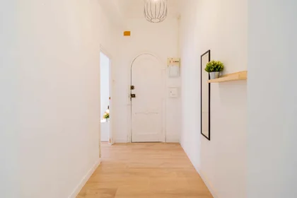 Quarto privado em Carrer d'Honorat Juan, Extramurs, València, Valencia, Spain, imagem 11 de 34
