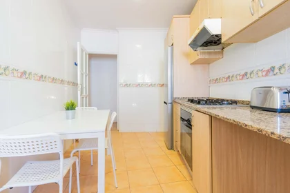 Stanza privata in Carrer d'Honorat Juan, Extramurs, València, Valencia, Spain, immagine 23 di 24