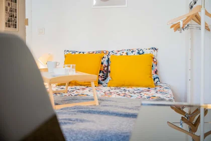 Stanza privata in Carrer d'Honorat Juan, Extramurs, València, Valencia, Spain, immagine 1 di 26