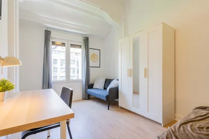 Private room at Carrer d'Honorat Juan, Extramurs, València, Valencia, Spain, image 9 of 37