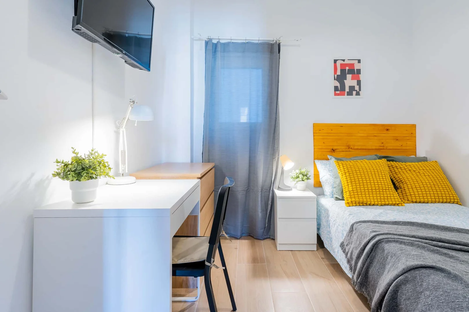 Quarto acolhedor para estudantes disponível em 