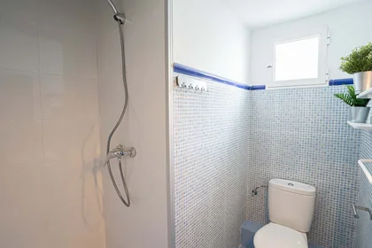 Habitación privada en Carrer d'Honorat Juan, Extramurs, València, Valencia, Spain, imagen 9 de 23