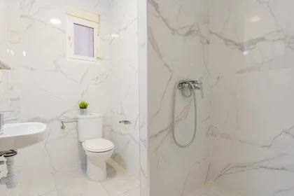 Stanza privata in Carrer d'Honorat Juan, Extramurs, València, Valencia, Spain, immagine 10 di 19