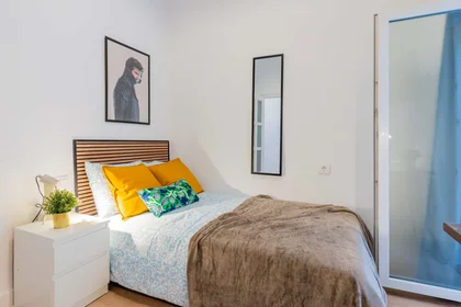 Private room at Carrer d'Honorat Juan, Extramurs, València, Valencia, Spain, image 11 of 36
