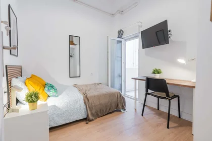 Private room at Carrer d'Honorat Juan, Extramurs, València, Valencia, Spain, image 6 of 36