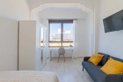 Private room at C/ de Conca, 47, Extramurs, 46008 València, Valencia, Spagna, image 4 of 18