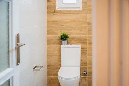 Private room at Carrer d'Honorat Juan, Extramurs, València, Valencia, Spain, image 18 of 31