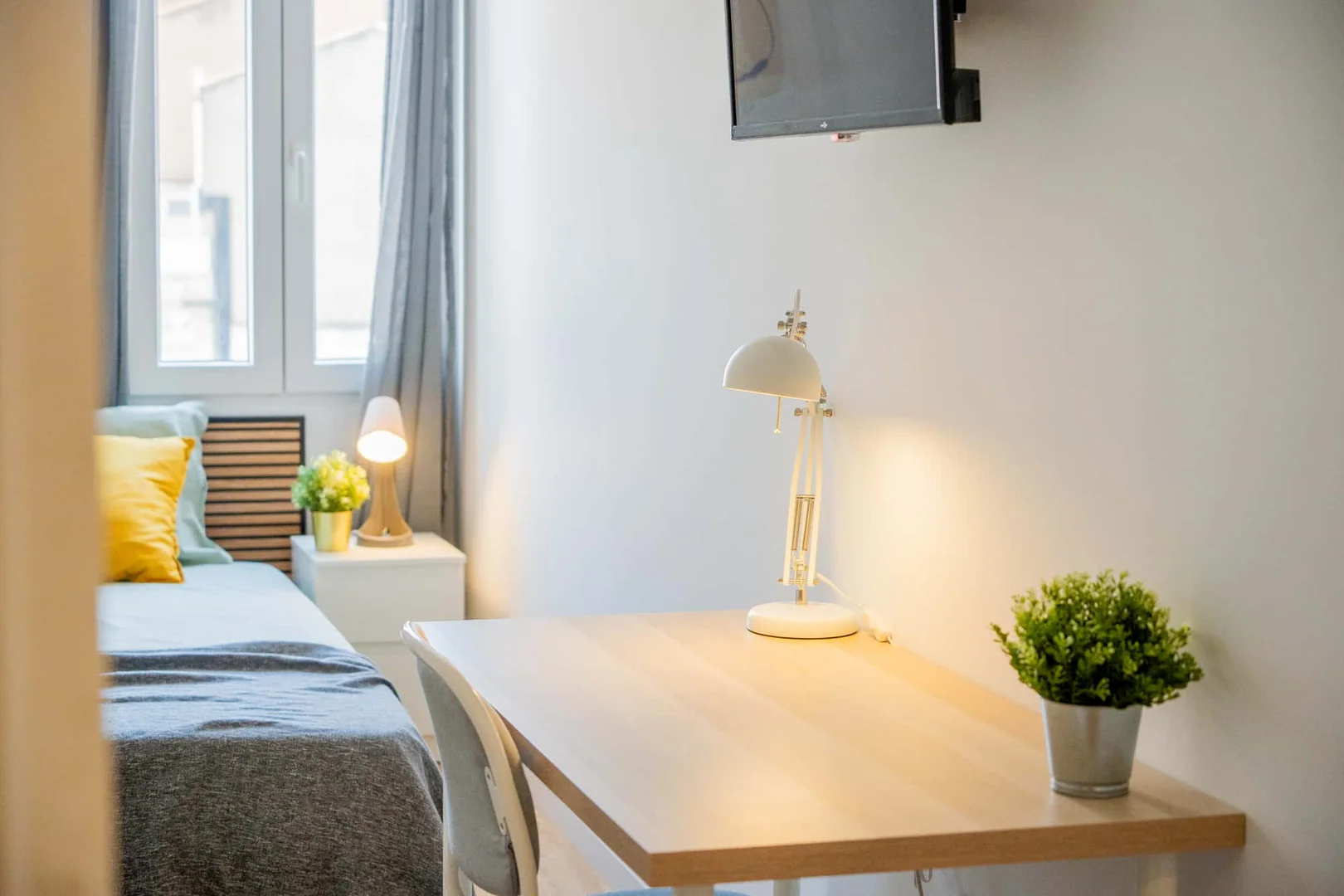 Budget-friendly student room close to campus in 