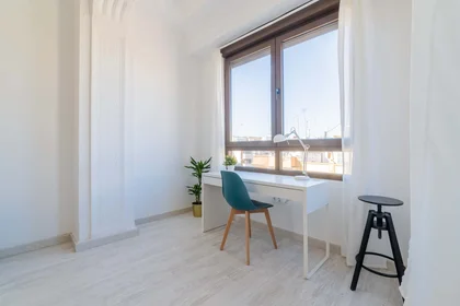 Private room at C/ de Conca, 47, Extramurs, 46008 València, Valencia, Spagna, image 6 of 20