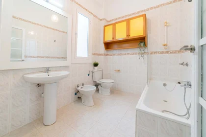 Private room at C/ de Conca, 47, Extramurs, 46008 València, Valencia, Spagna, image 15 of 17