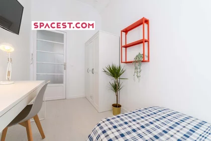 Private room at C/ de Conca, 47, Extramurs, 46008 València, Valencia, Spagna, image 1 of 17