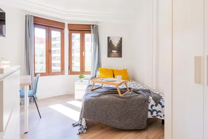 Stanza privata in Carrer d'Honorat Juan, Extramurs, València, Valencia, Spain, immagine 12 di 27