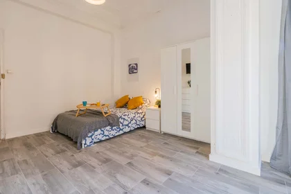 Quarto privado em C/ de Conca, 47, Extramurs, 46008 València, Valencia, Spagna, imagem 2 de 18