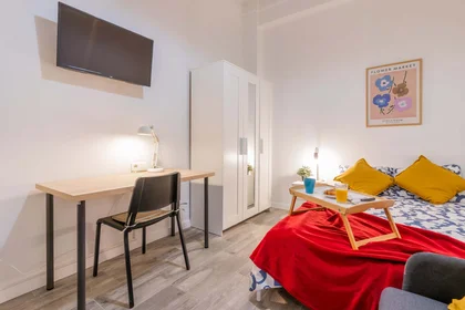Quarto privado em C/ de Conca, 47, Extramurs, 46008 València, Valencia, Spagna, imagem 3 de 18