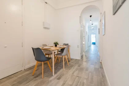 Quarto privado em C/ de Conca, 47, Extramurs, 46008 València, Valencia, Spagna, imagem 9 de 16