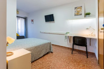 Stanza privata in Carrer Sant Antoni, 140, 46920 Mislata, Valencia, España, immagine 2 di 20