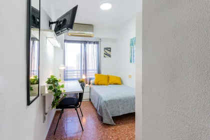 Stanza privata in Carrer Sant Antoni, 140, 46920 Mislata, Valencia, España, immagine 3 di 18
