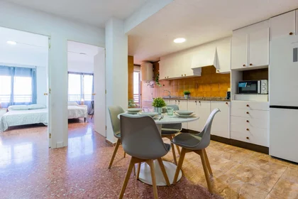 Stanza privata in Carrer Sant Antoni, 140, 46920 Mislata, Valencia, España, immagine 4 di 18