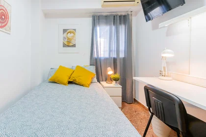 Stanza privata in Carrer Sant Antoni, 140, 46920 Mislata, Valencia, España, immagine 3 di 19