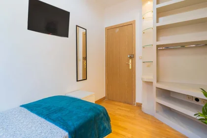 Habitación privada en Carrer de Jaume II, Benicalap, 46015 València, Valencia, Spain, imagen 7 de 25