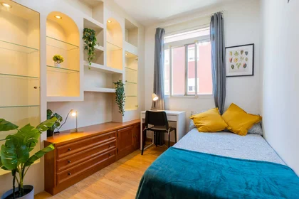 Habitación privada en Carrer de Jaume II, Benicalap, 46015 València, Valencia, Spain, imagen 10 de 25