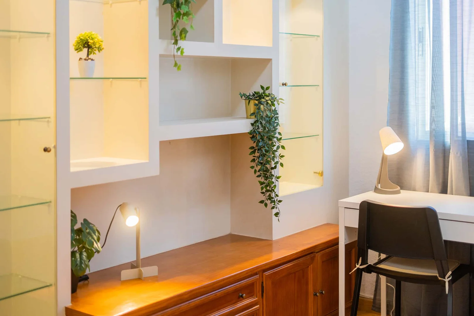 Habitación en apartamento estudiantil en alquiler en , completamente amueblado
