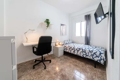 Prywatny pokój C/ de la Mare de Déu de l'Olivar, 46900 Torrent, Valencia, Spain, obraz 2 37