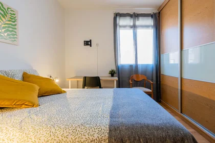 Habitación privada en Carrer de Jaume II, Benicalap, 46015 València, Valencia, Spain, imagen 2 de 25