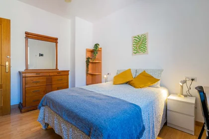 Habitación privada en Carrer de Jaume II, Benicalap, 46015 València, Valencia, Spain, imagen 7 de 25