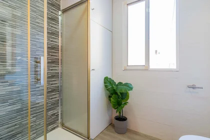 Habitación privada en Carrer de Jaume II, Benicalap, 46015 València, Valencia, Spain, imagen 17 de 24