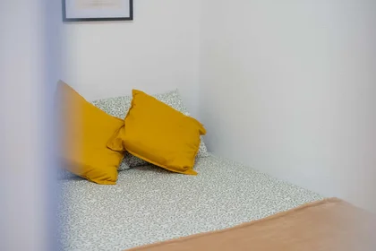 Habitación privada en Carrer de Jaume II, Benicalap, 46015 València, Valencia, Spain, imagen 7 de 24