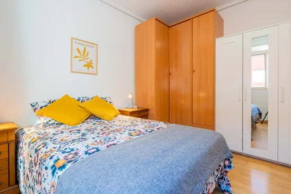 Habitación privada en Carrer de Jaume II, Benicalap, 46015 València, Valencia, Spain, imagen 3 de 25