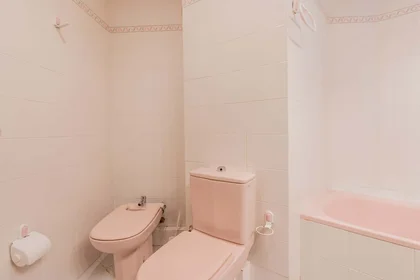 Private room at Av. de Burjassot, 46015 València, Valencia, Spain, image 22 of 31