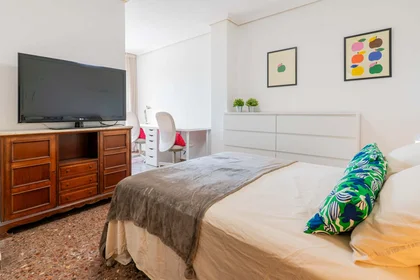 Stanza privata in Carrer de Sant Vicent Màrtir, 259, pta 6, Jesús, 46007 València, Valencia, Spain, immagine 12 di 31