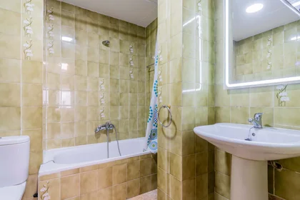 Stanza privata in Carrer de Sant Vicent Màrtir, 259, pta 6, Jesús, 46007 València, Valencia, Spain, immagine 19 di 31