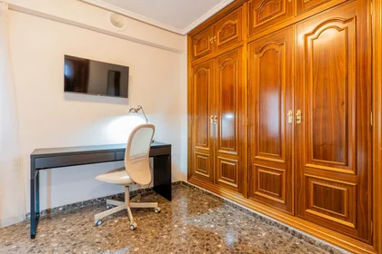 Private room at Av. de Burjassot, 46015 València, Valencia, Spain, image 2 of 29