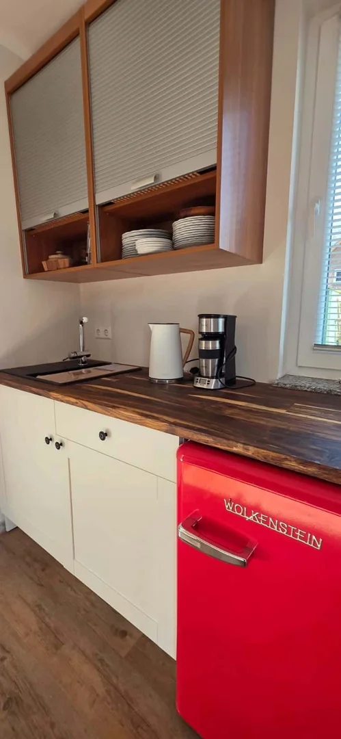 Habitación estudiantil económica con ubicación conveniente en